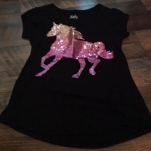 Girls horse tee, worn once